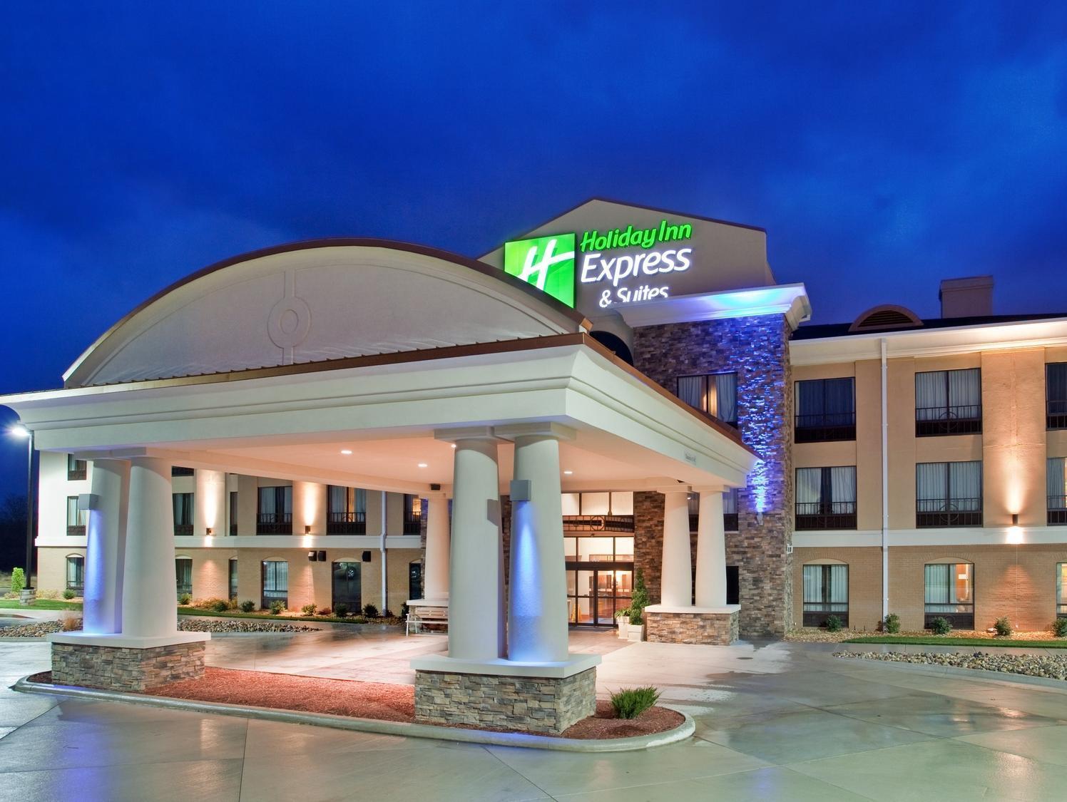 Holiday Inn Express Hotel And Suites Saint Robert By Ihg Экстерьер фото