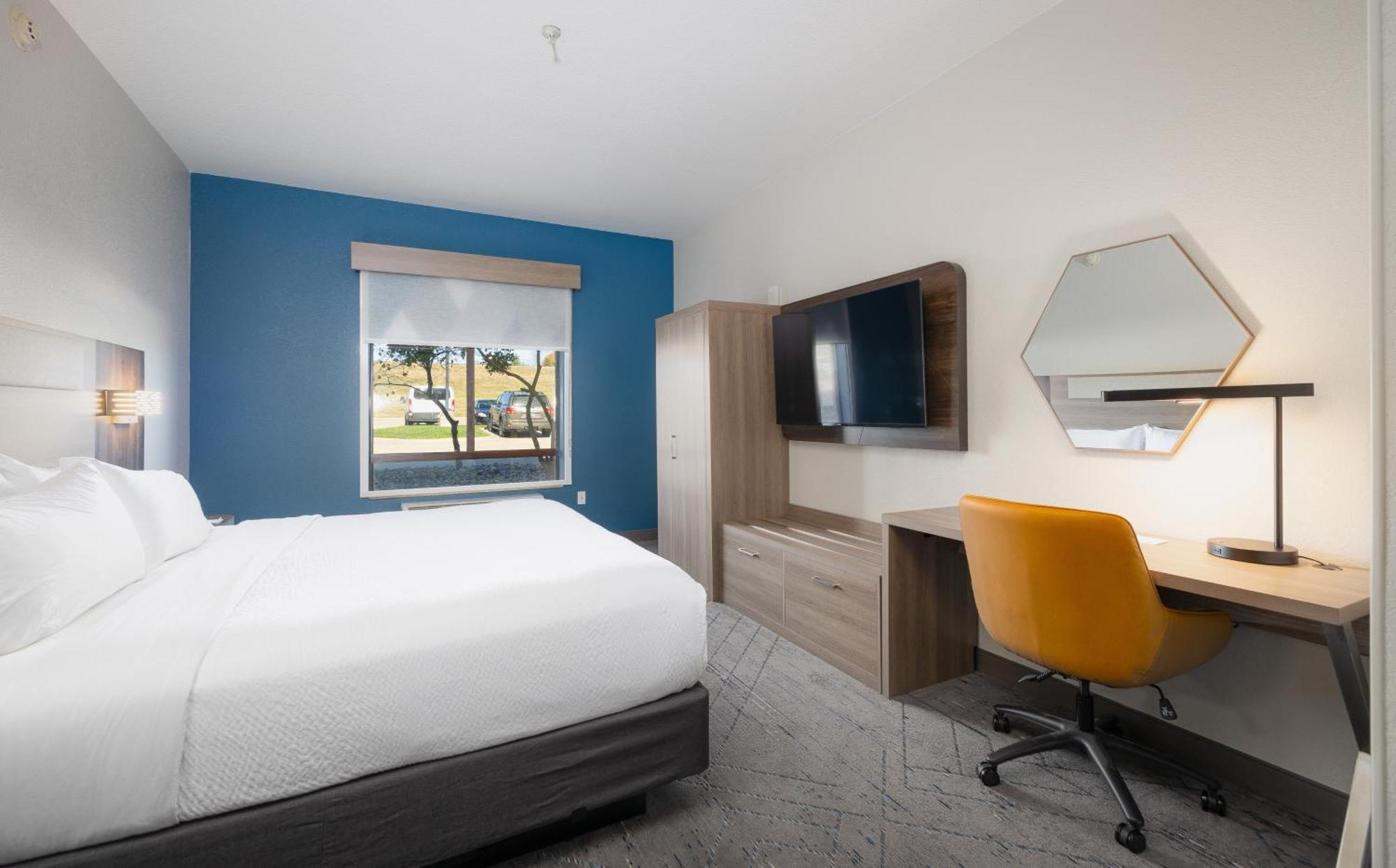 Holiday Inn Express Hotel And Suites Saint Robert By Ihg Экстерьер фото