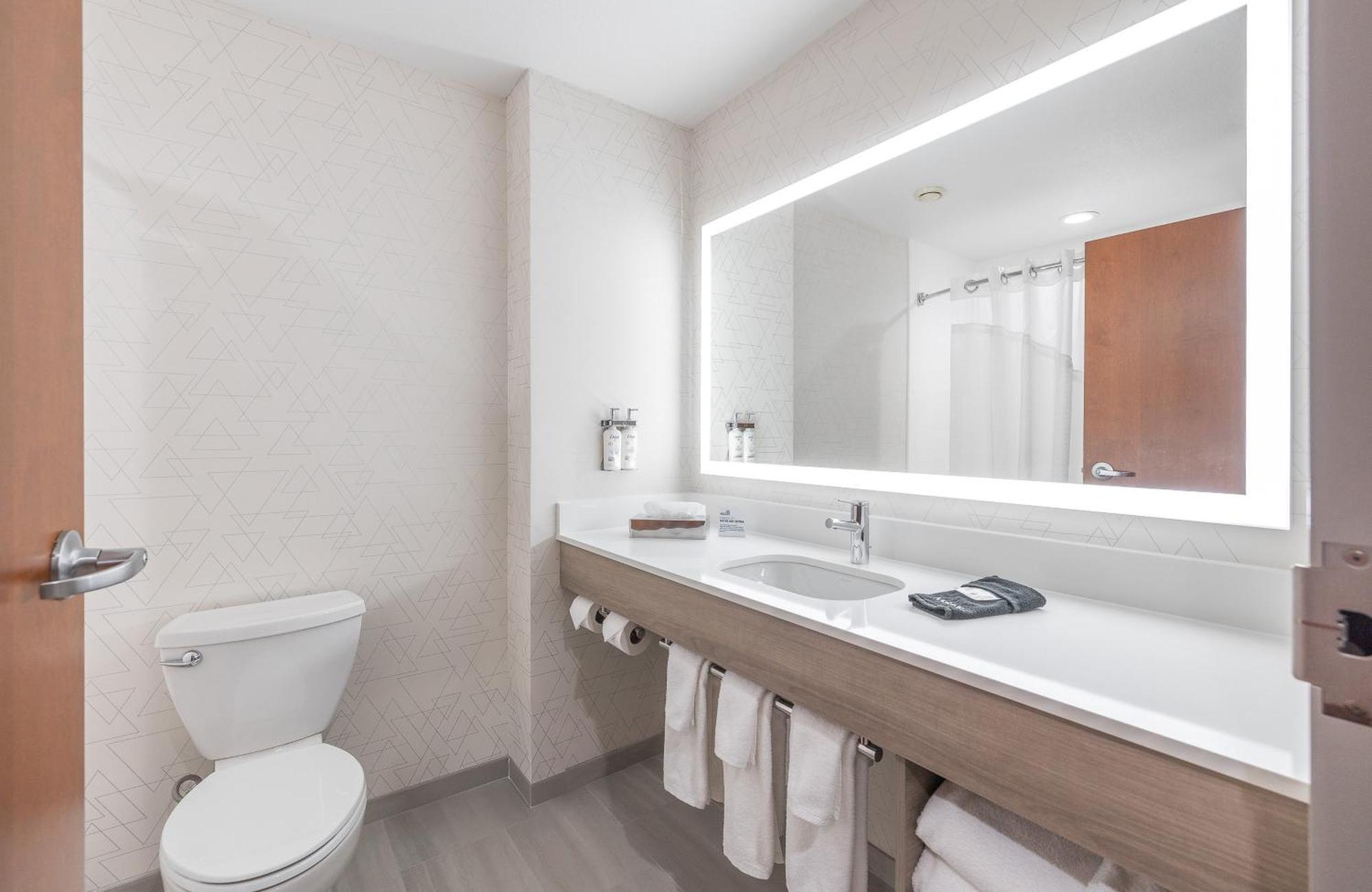 Holiday Inn Express Hotel And Suites Saint Robert By Ihg Экстерьер фото