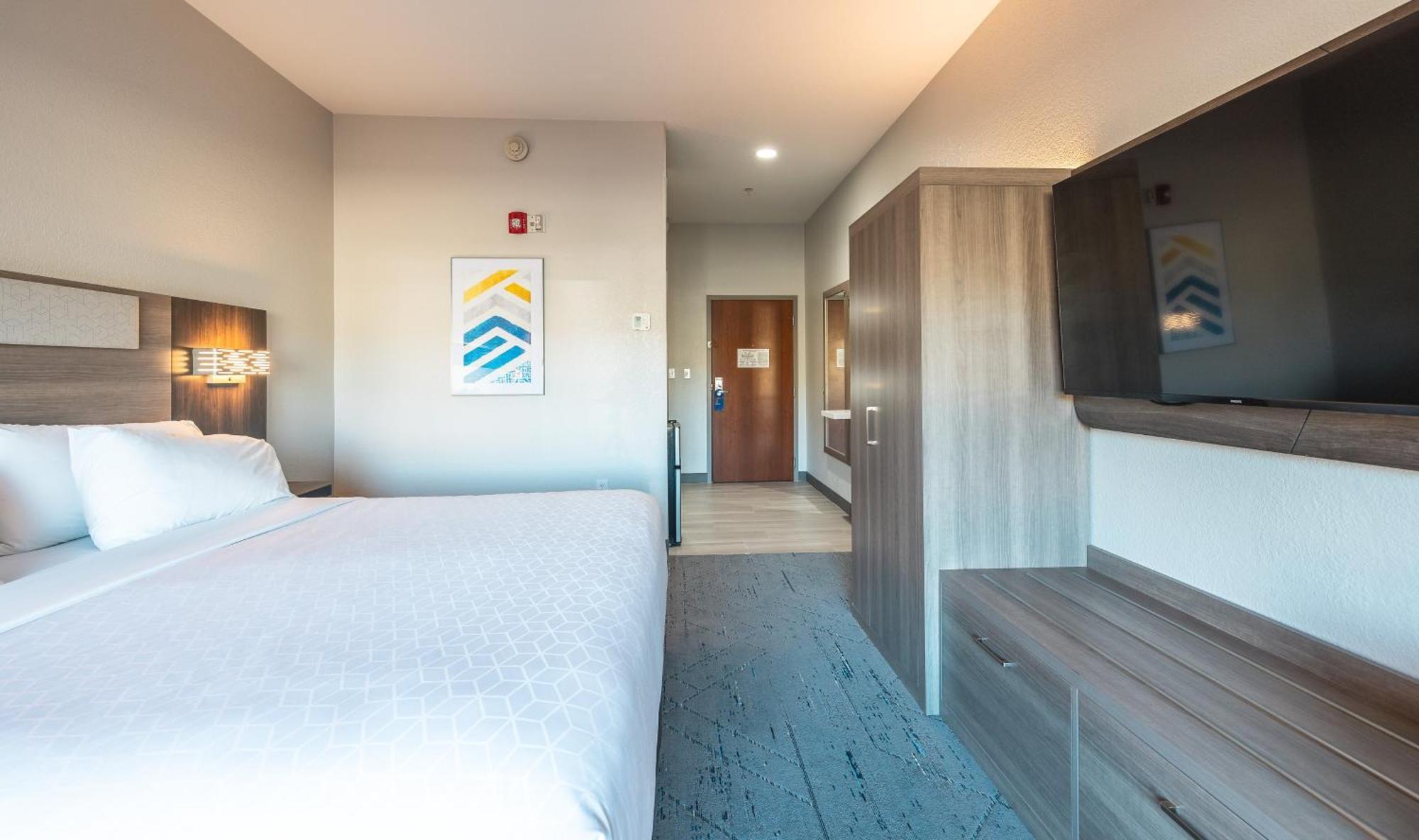 Holiday Inn Express Hotel And Suites Saint Robert By Ihg Экстерьер фото